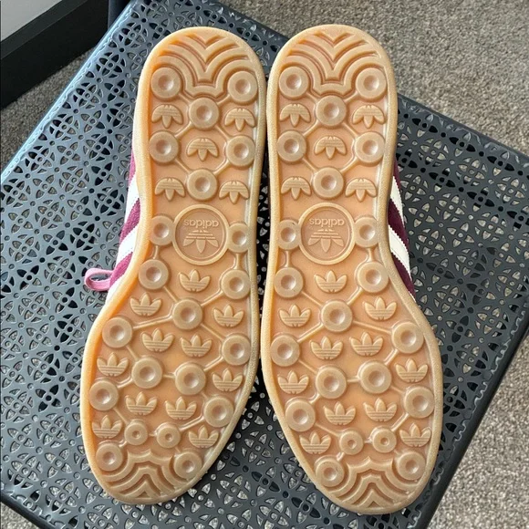 NWOB Adidas Indoor Gazelle Maroon White Sneakers Sz 9 - Picture 8 of 9